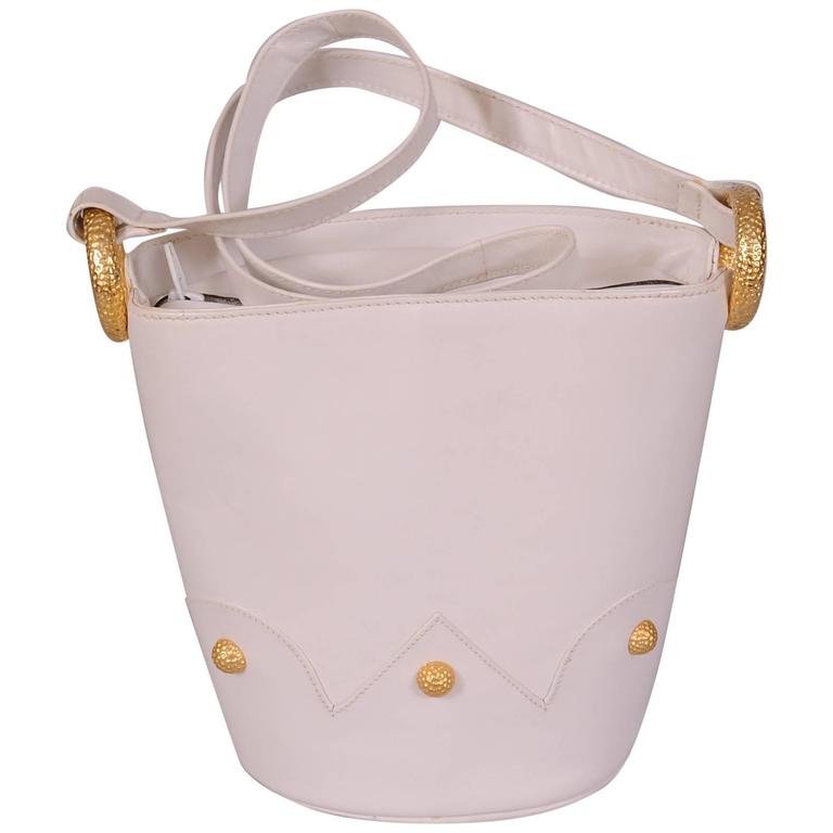 Paloma Picasso White Leather Bag Hammered Gold Decoration Never Paloma Picasso White Leather Bag Hammered Gold Decoration Never Used For