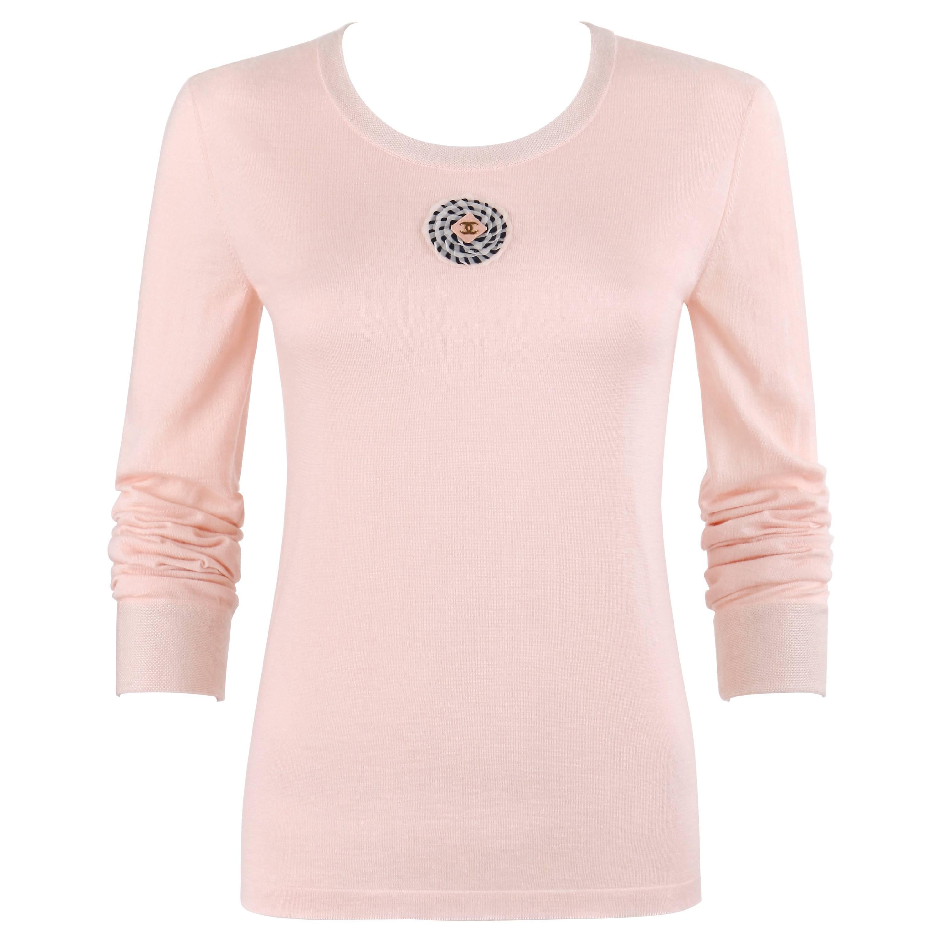 CHANEL Resort 2011 Light Pink Cashmere Silk Camellia Flower Applique Sweater Top