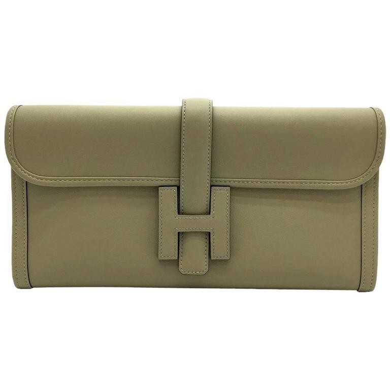 Hermes Jige Sauge Green Swift Leather Clutch Bag For Sale at 1stDibs
