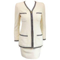 Vintage Chanel 1995 White Boucle Suit With Black & White Raffia Trim And Zipper Front 