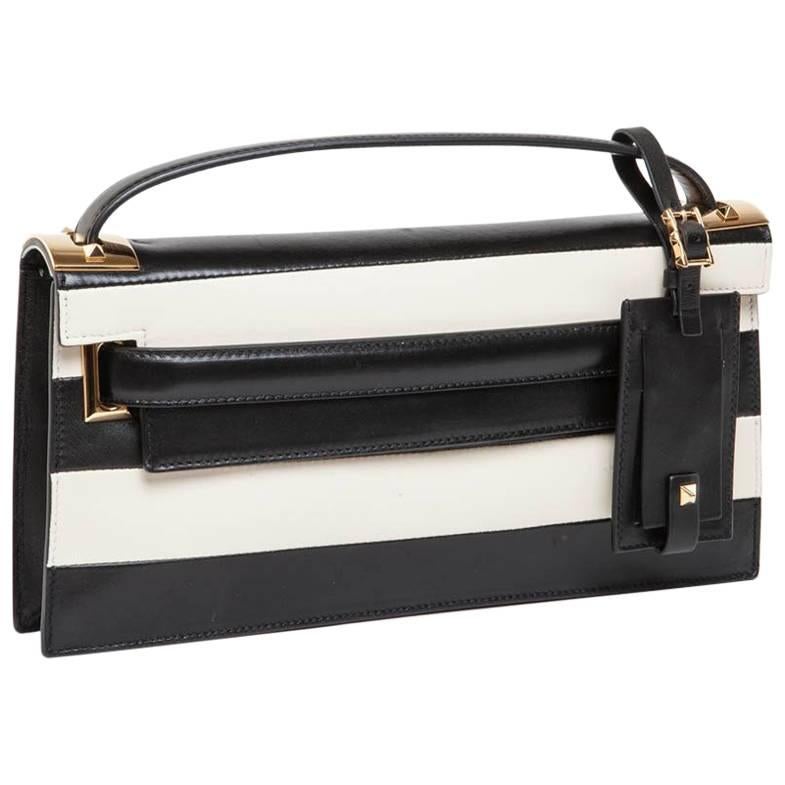 VALENTINO Model 'My Rockstud' Bag in Black and Beige Bicolour Leather For Sale