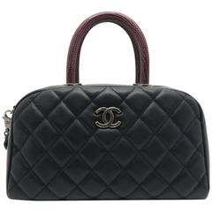 Chanel Black Quilted Caviar Leather Silver Metal Chain Shoulder Satchel Bag