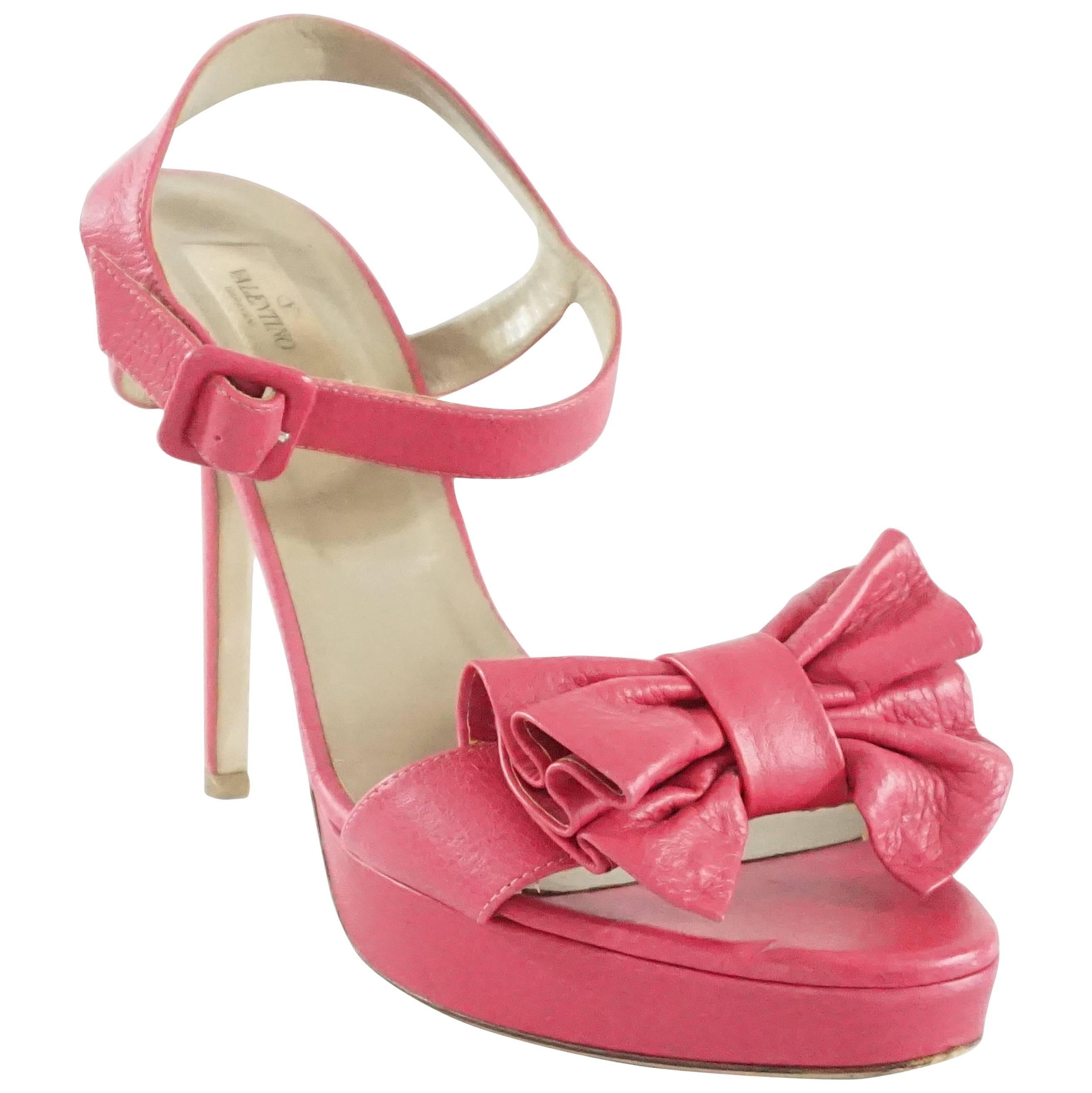 Valentino Pink Leather Bow Heels - 41 For Sale