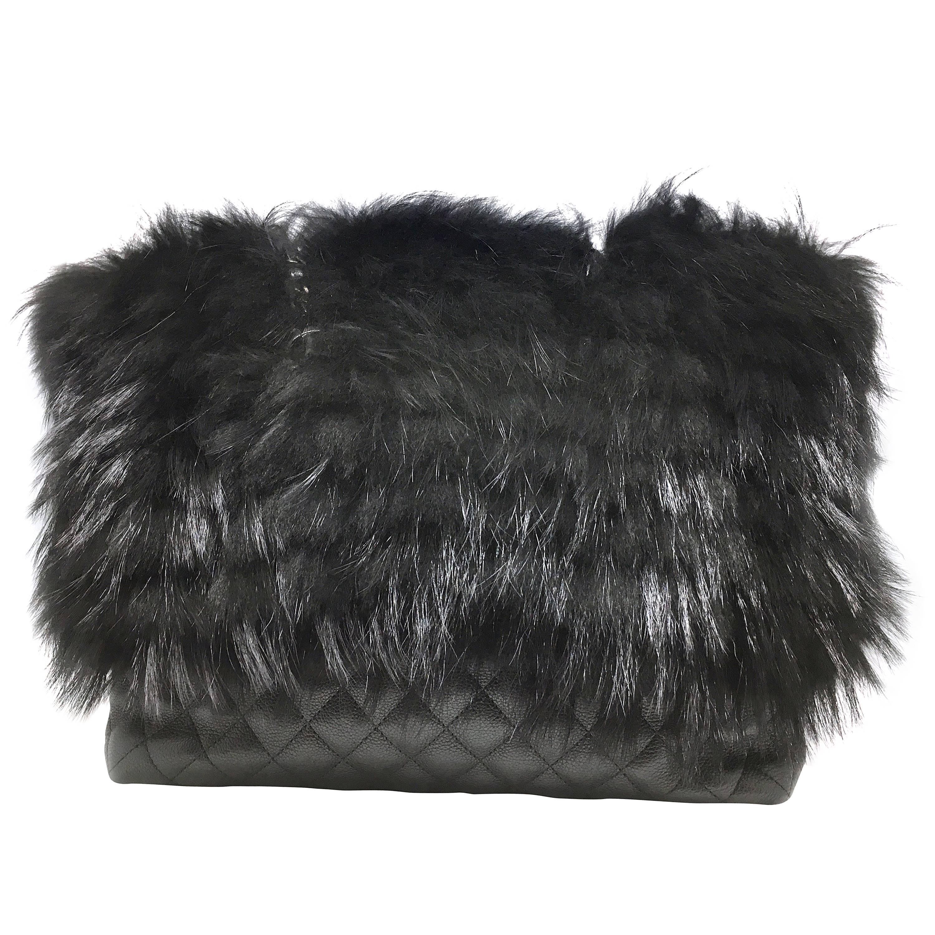 Chanel Black Calfskin Leather / Fur Chain Shoulder Bag For Sale