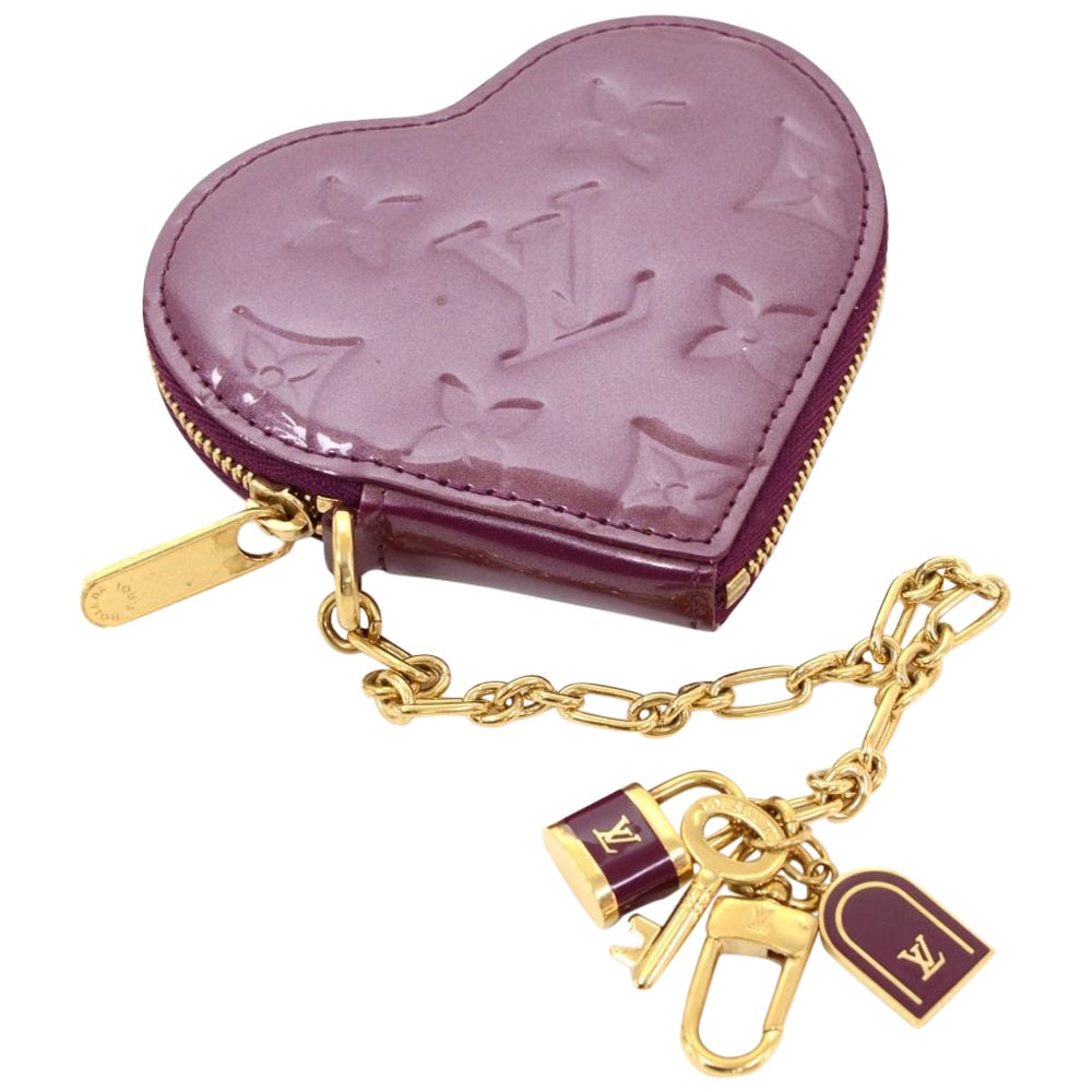 Louis Vuitton Heart Shaped Charm Coin Purse Small Bag Charm Key Ring Vernis  Pink