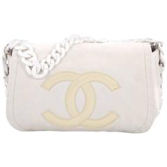 Chanel - Sac à main à rabat en résine et chaîne moderne en cuir d'agneau - taille moyenne