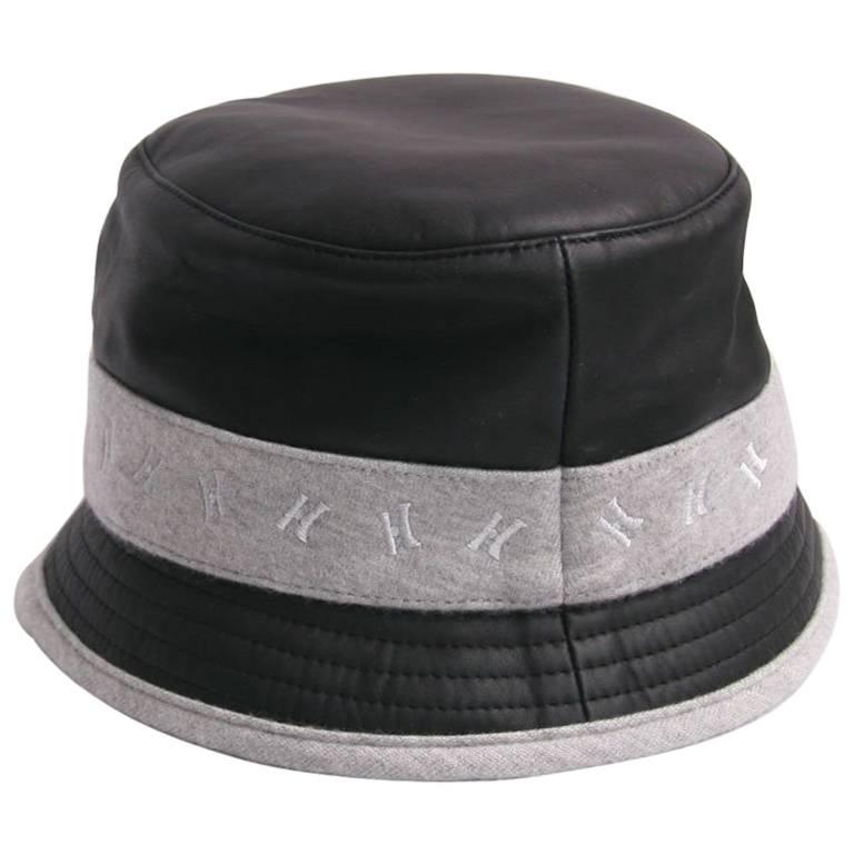 HERMES Size 57 Black Calf Leather and Grey Cashmere Bucket Hat For Sale