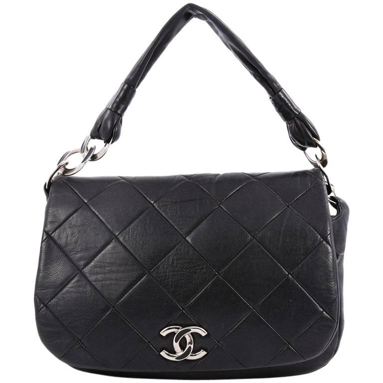 Chanel Flap Messenger Bag Quilted Calfskin Medium