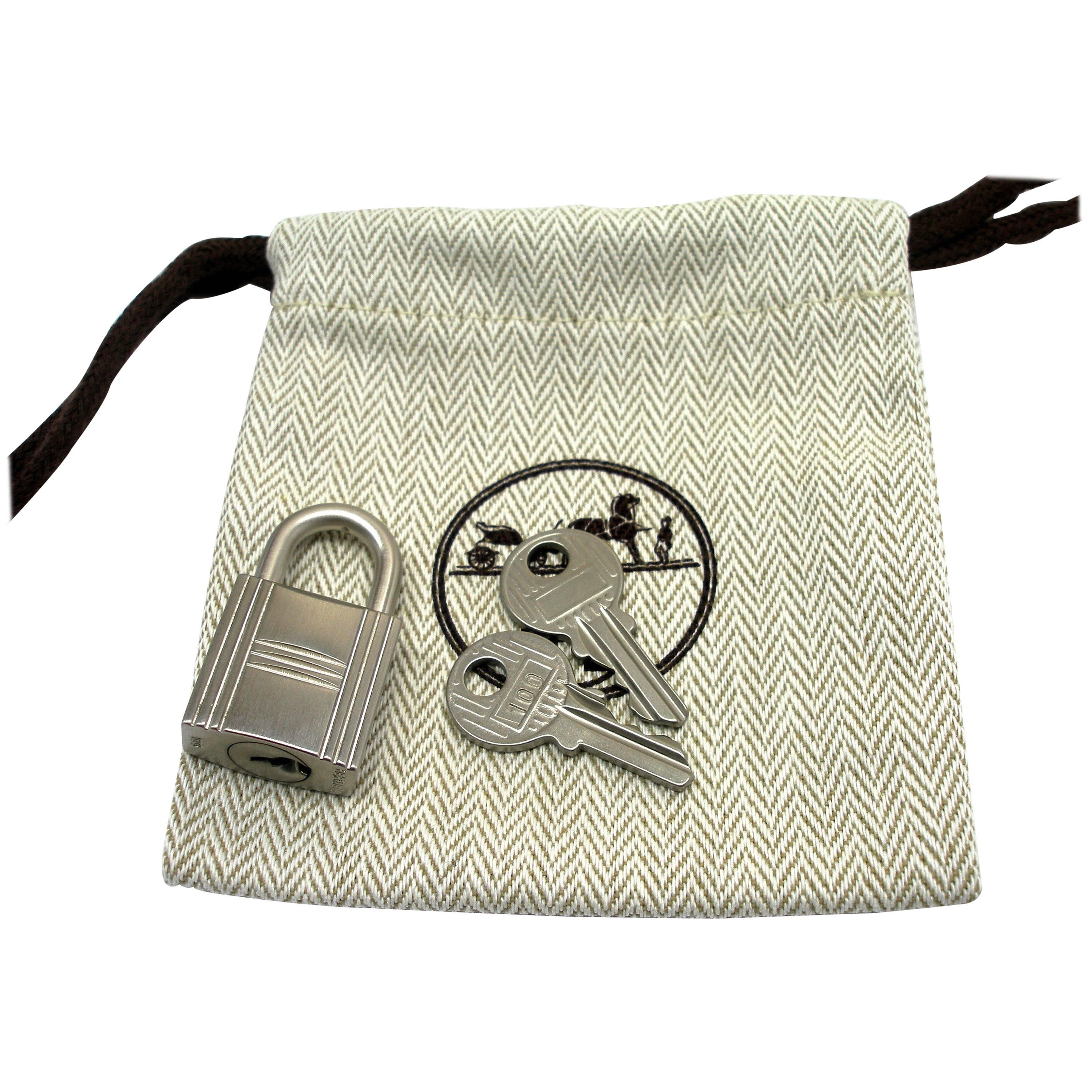 Hermès Cadenas  Lock & 2 Keys For Birkin or Kelly bag  / BRAND NEW