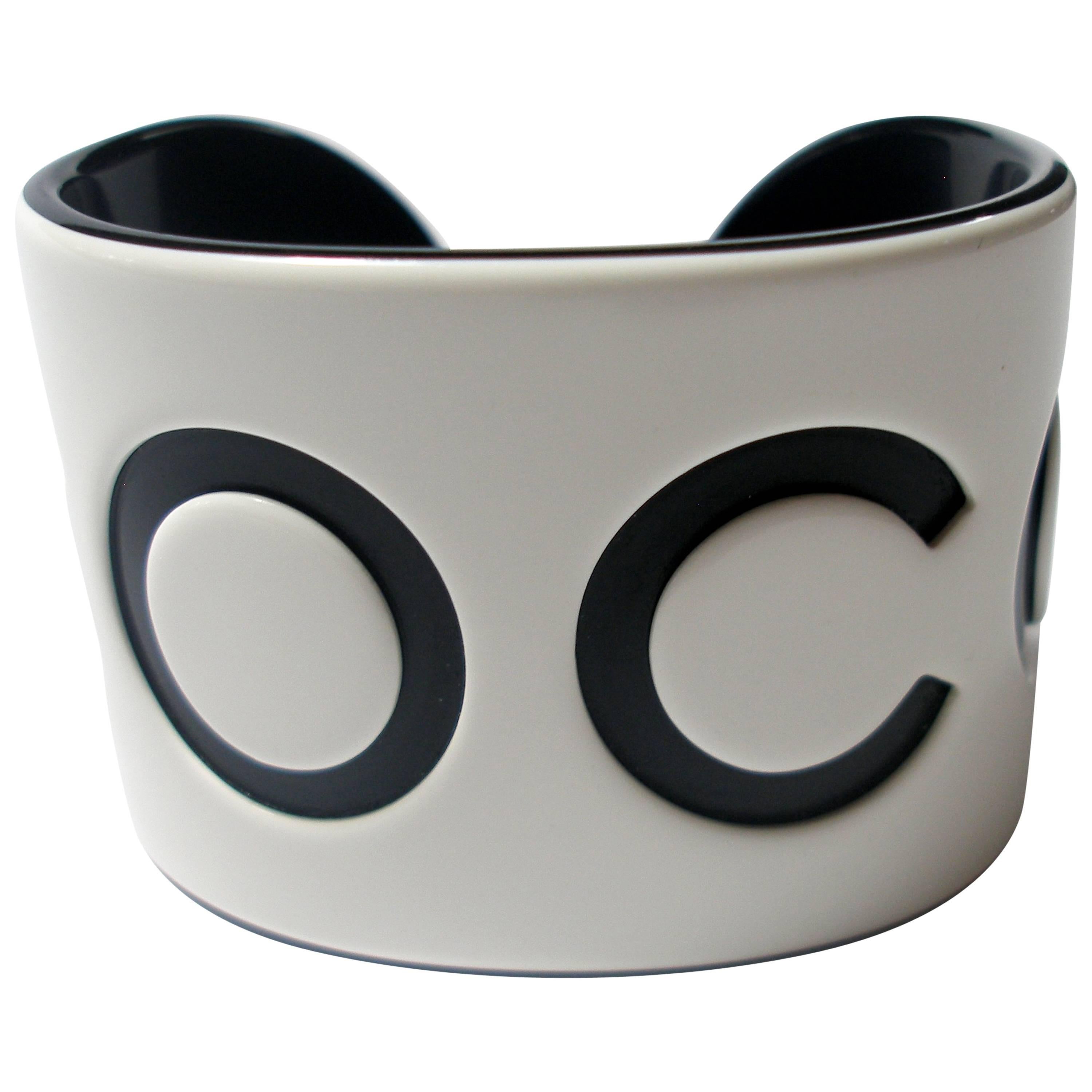 VINTAGE CHANEL White & Black Resin COCO Large Wide Cuff Bangle Bracelet 