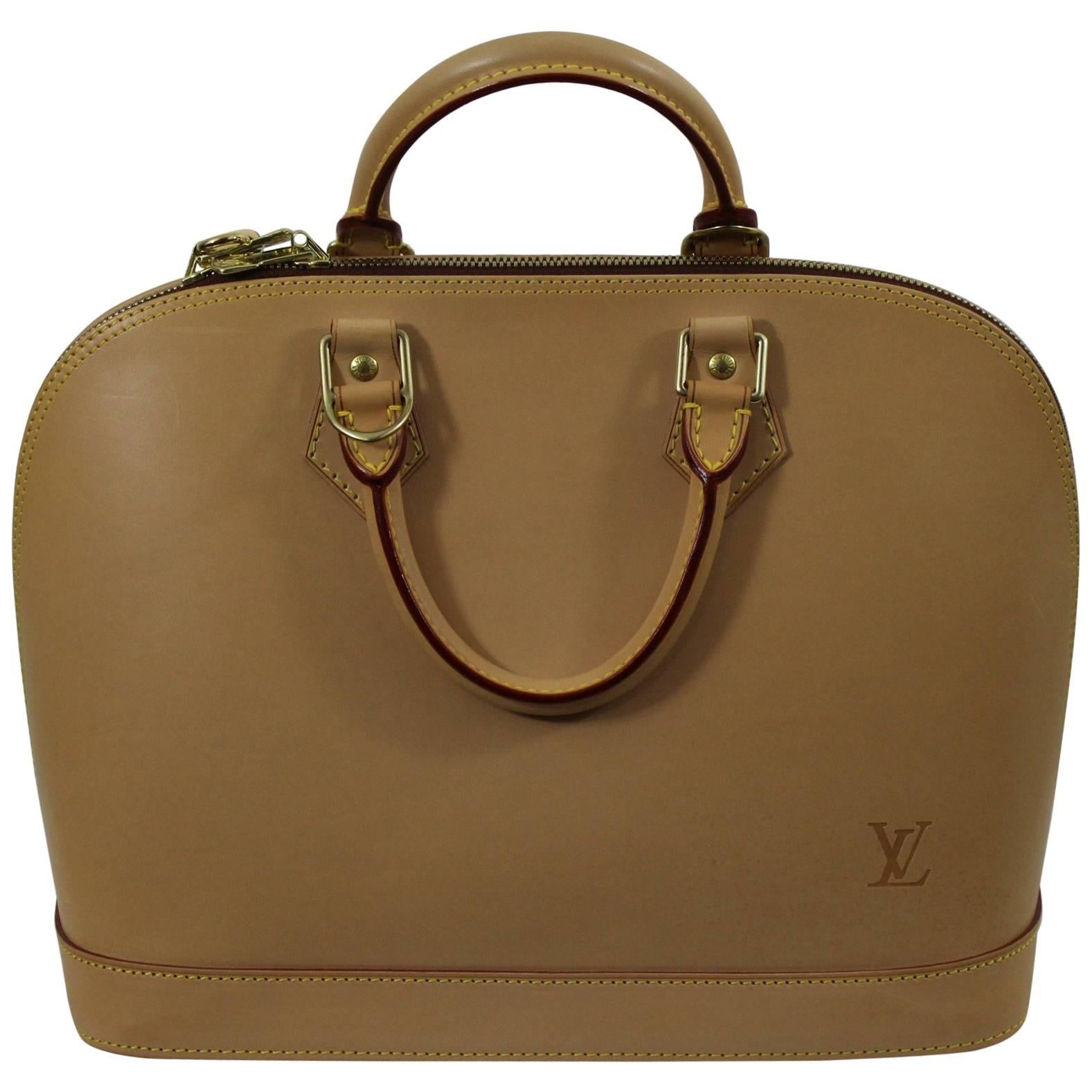 Alma Louis Vuitton Bag all in natural leather.