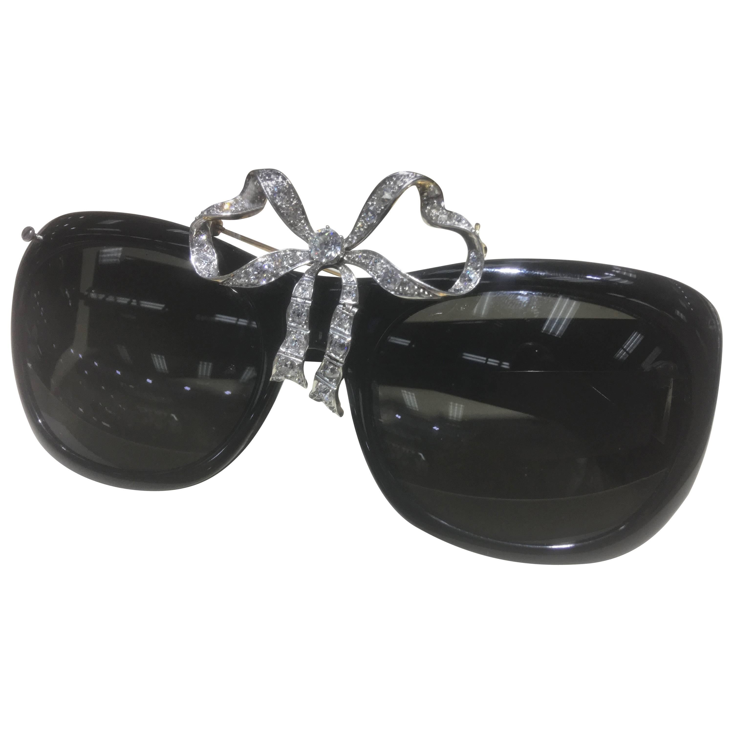 STACY ENGMAN ART ROYALTY - 1.5 Carat Diamond Rococo Bow Sunglasses-Tiara For Sale