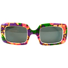 Vintage Mod 1960's Sunglasses - Psychadelic Design