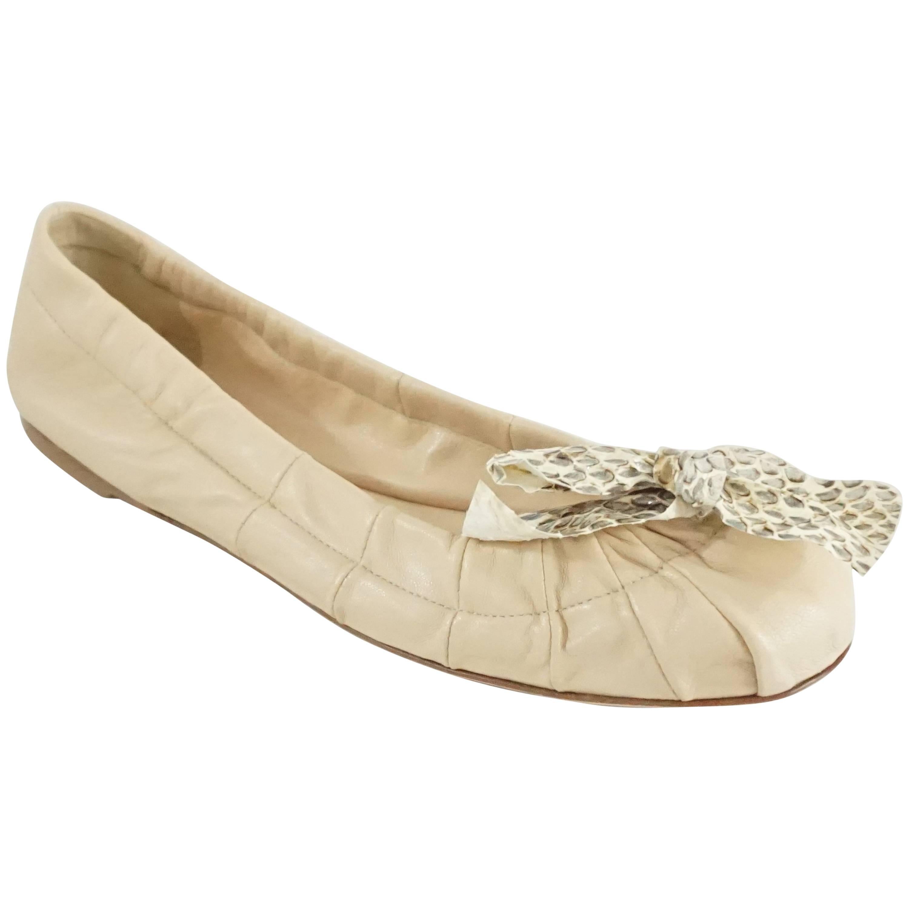 Prada Cream Leather Ballet Flats with Snake Bow – 38