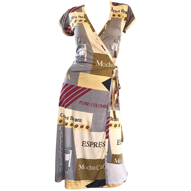 1970s Wayne Rogers Coffee Themed Novelty Print 70s Vintage Jersey Wrap Dress 1970s Wayne Rogers Coffee Themed Novelty Print 70s Vintage Jersey Wrap Dress