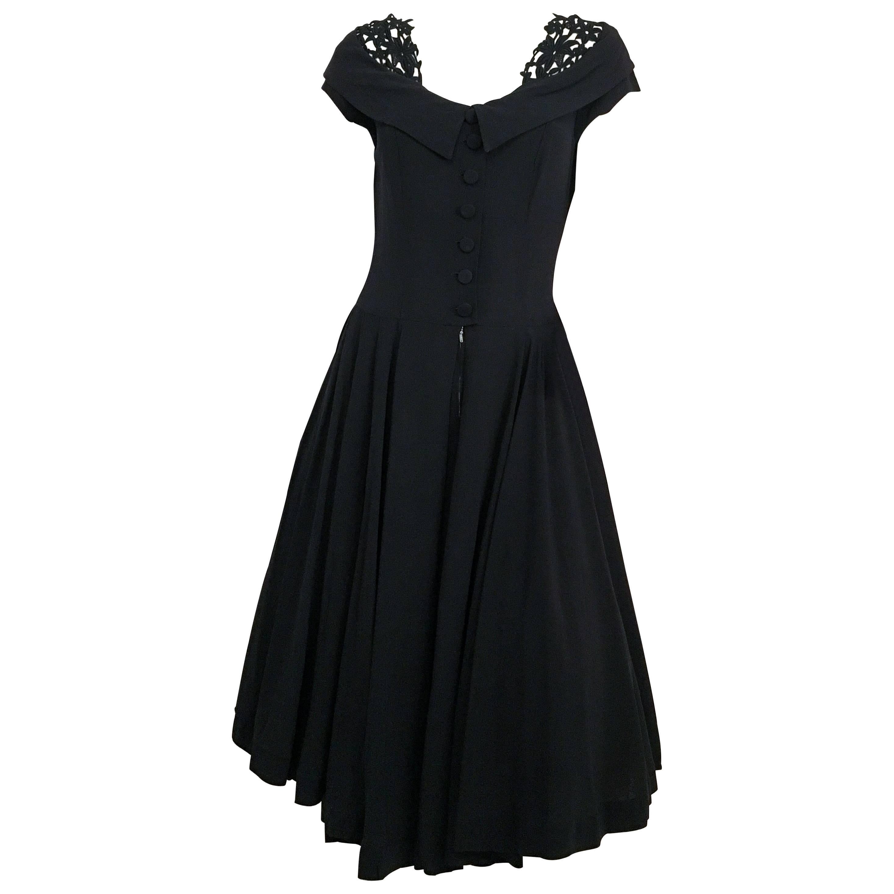 40s Black Crepe A-Line Dress w/ Lace Collar Detail For Sale