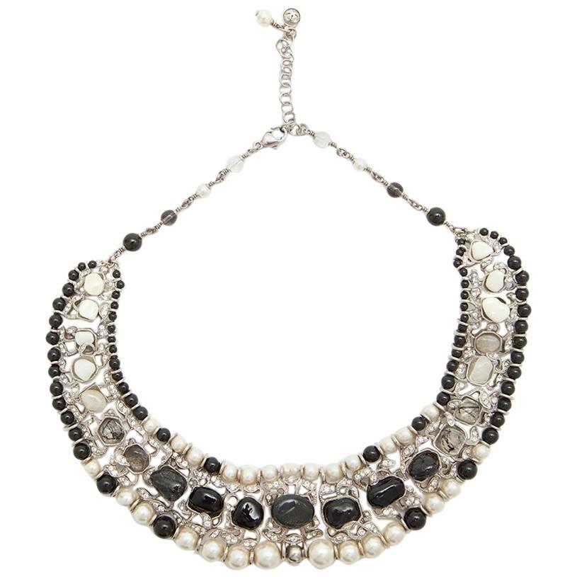 CHANEL Necklace in Black and Nacreous Glass Pearls and Rhinestones