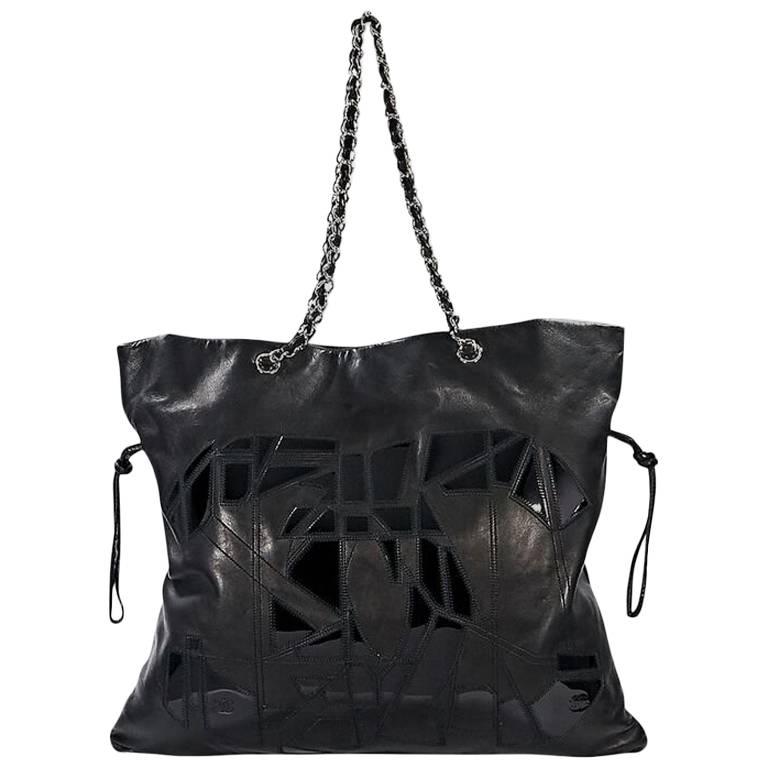 Black Chanel Leather Drawstring Shopper Bag For Sale at 1stDibs