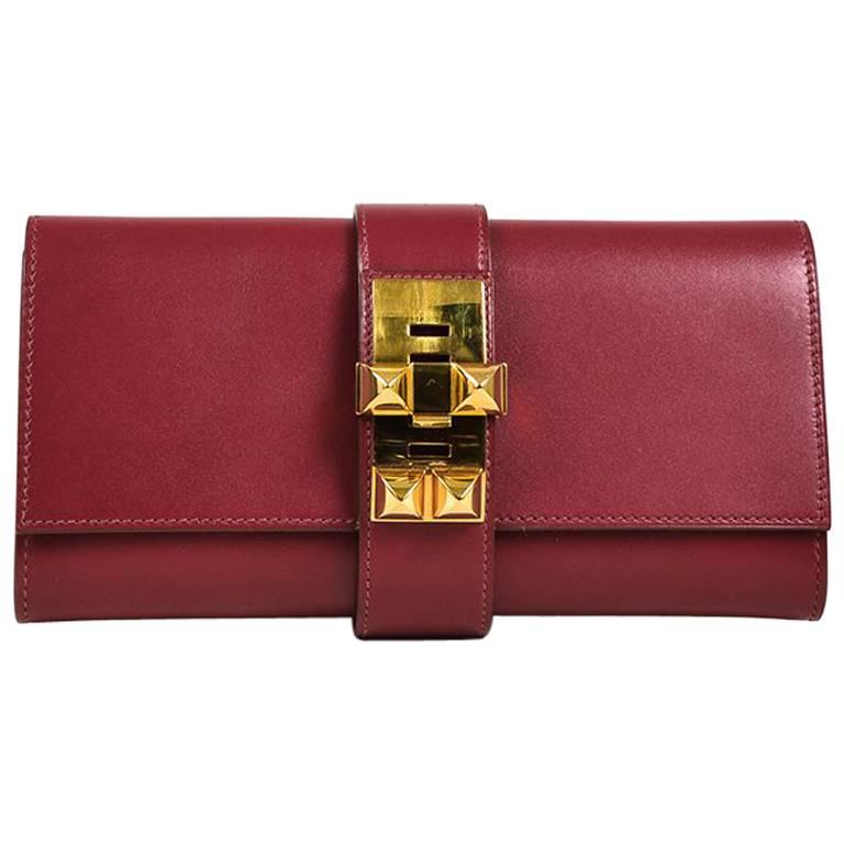 Hermes "Rouge Vif" Red Swift Leather Gold Plated "Medor 23" Clutch Bag For Sale