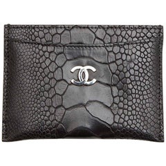 Porte-cartes CHANEL en cuir patte d'autruche noir