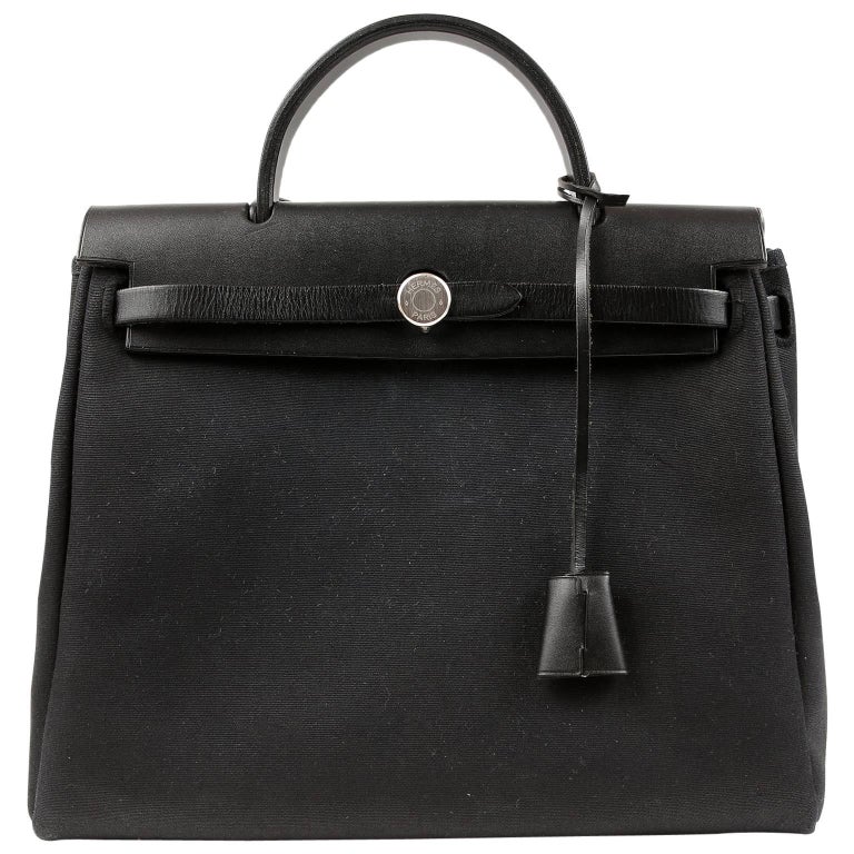 Hermès Black Toile Her Shoulder Bag at 1stDibs