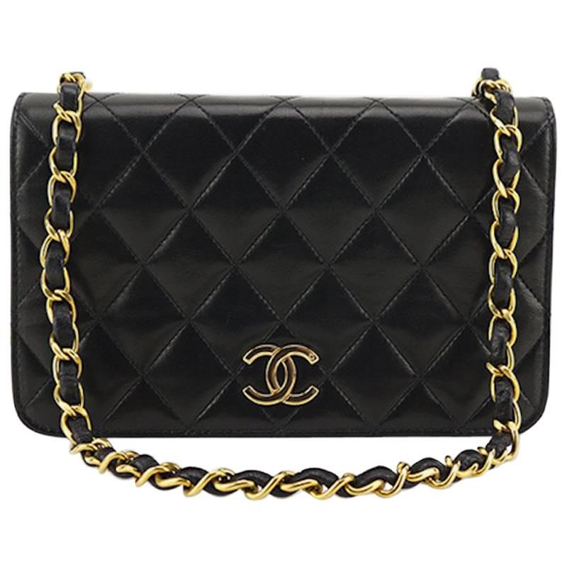 Chanel Classic Black Lambskin Leather Quilted Full Flap Shoulder Bag 
