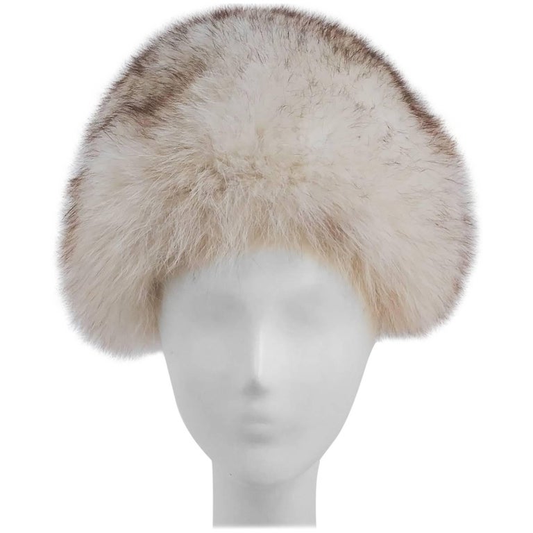60s Gumdrop Shape White Fox Fur Hat at 1stDibs
