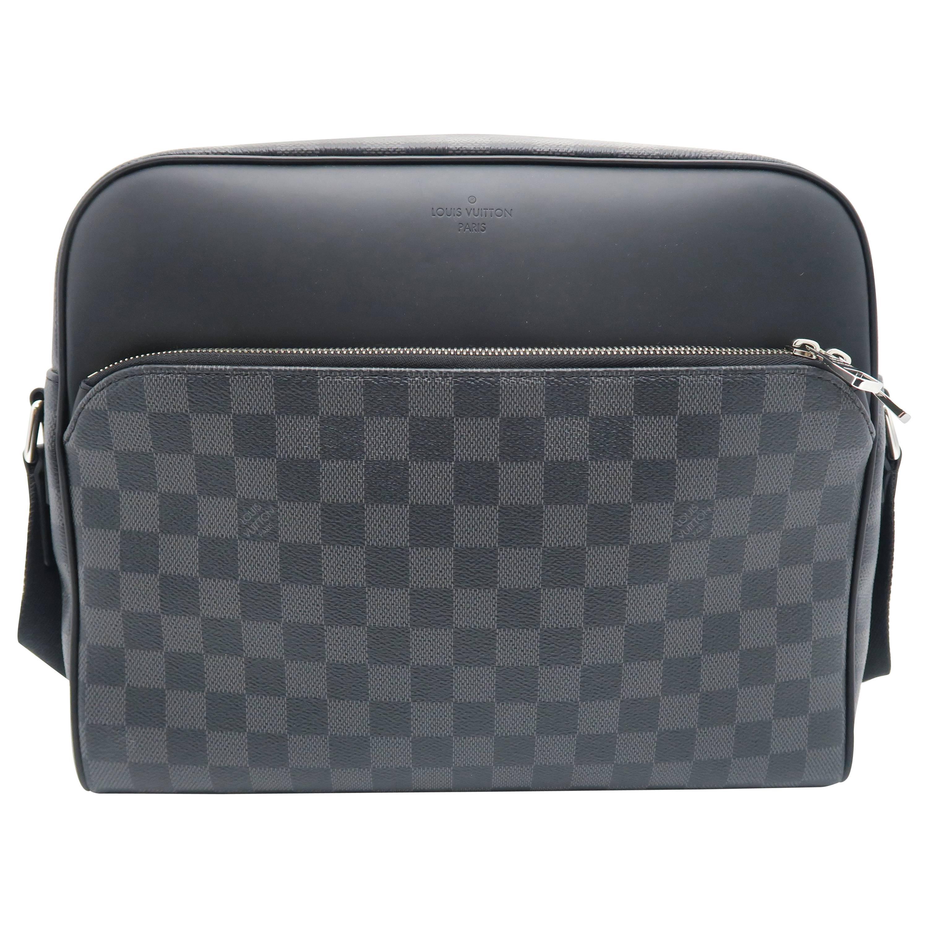 Louis Vuitton Dayton Reporter Black Damier Graphite Shoulder Bag