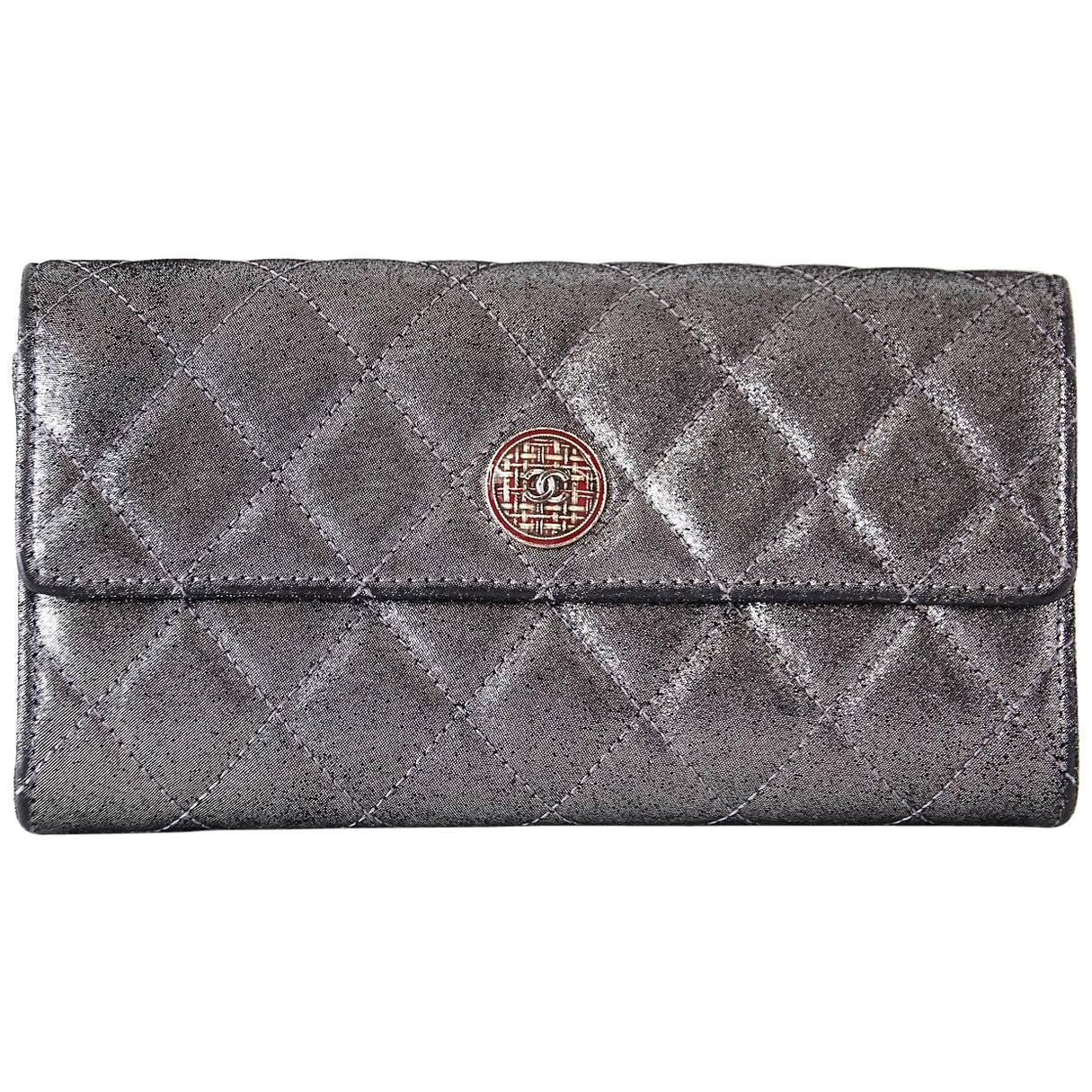 Chanel Wallet Metallic Silver Quilted Leather Paris-Edinburgh