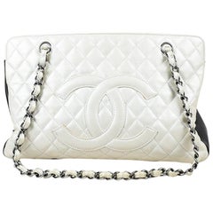 Chanel White & Black Leather Quilted Colorblock Chain Strap 'CC' Tote