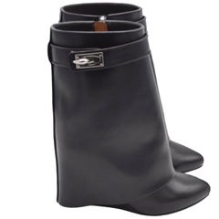 Givenchy Womens Black Shark Lock Ankle Boots 11