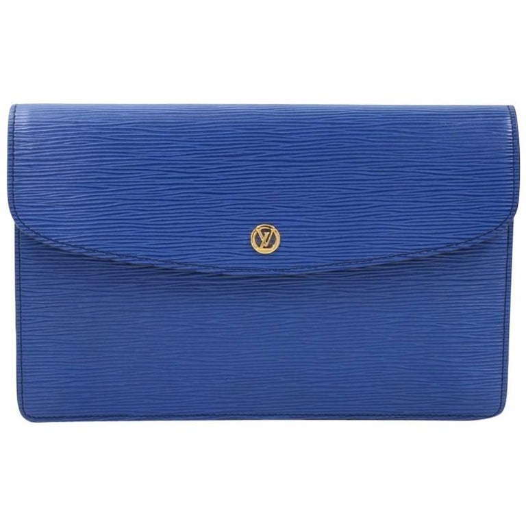 Vintage Louis Vuitton Borneo Montaigne MM Blue Epi Leather Clutch Bag at  1stDibs