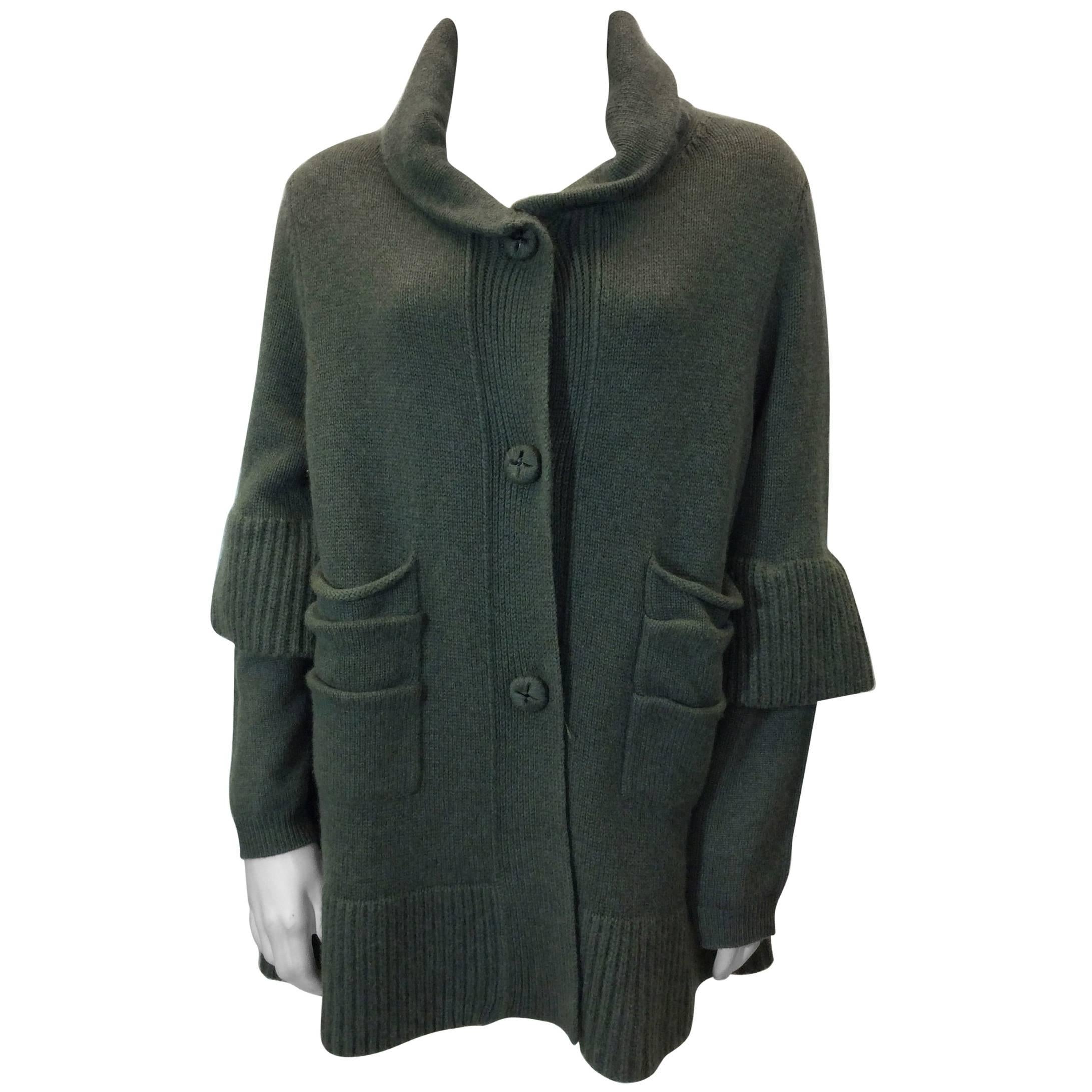 Rani Arabella Olive Cashmere Cardigan with Detachable Sleeves For Sale