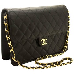 CHANEL Chain Shoulder Bag Clutch Black Quilted Flap Lambskin Purse 1