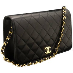 CHANEL Chain Shoulder Bag Clutch Black Quilted Flap Lambskin Purse 12