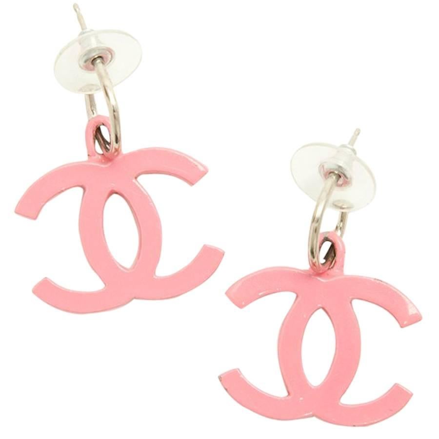 CHANEL Stud Earrings in Enameled Pink Metal