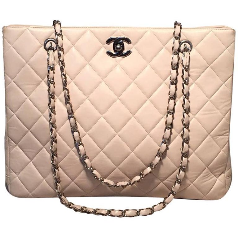 cream colored chanel bag