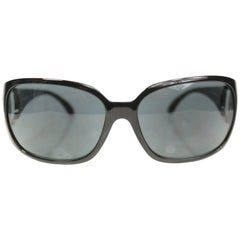 Chanel Black Frame "CC" Logo Sunglasses