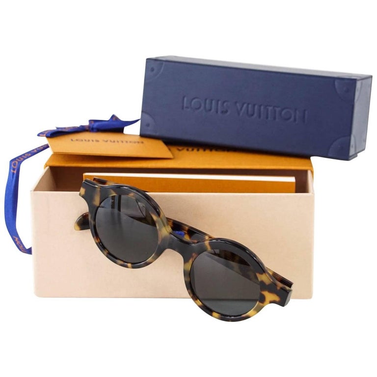 Louis Vuitton Supreme X Limited Edition Round Camouflage Downtown Sunglasses at 1stdibs