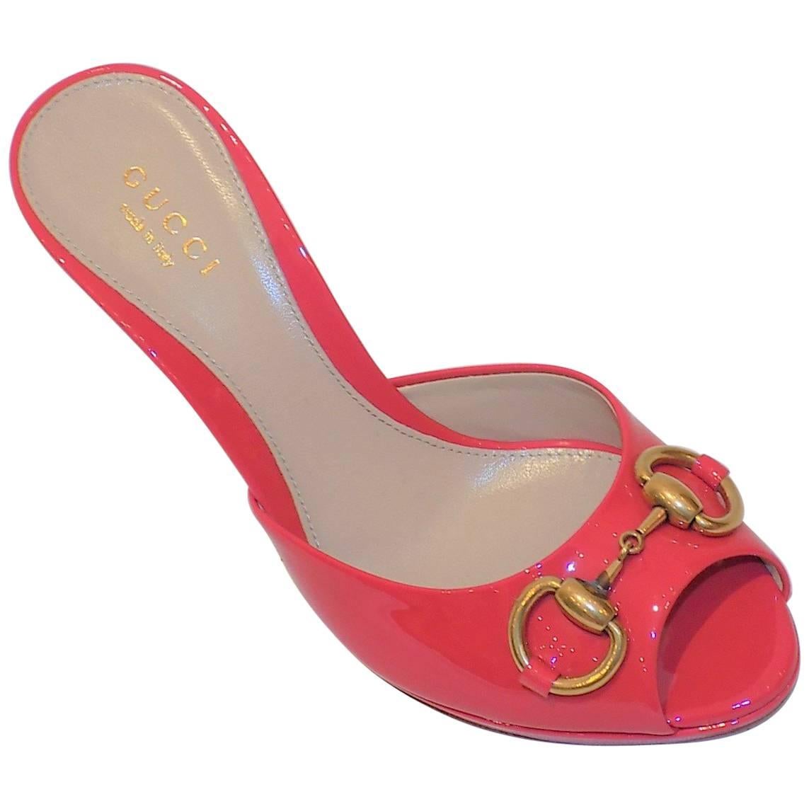 Gucci  Sandals Shoes HOLLYWOOD Pink Patent Leather Heels Slides Sz 35 NIB For Sale