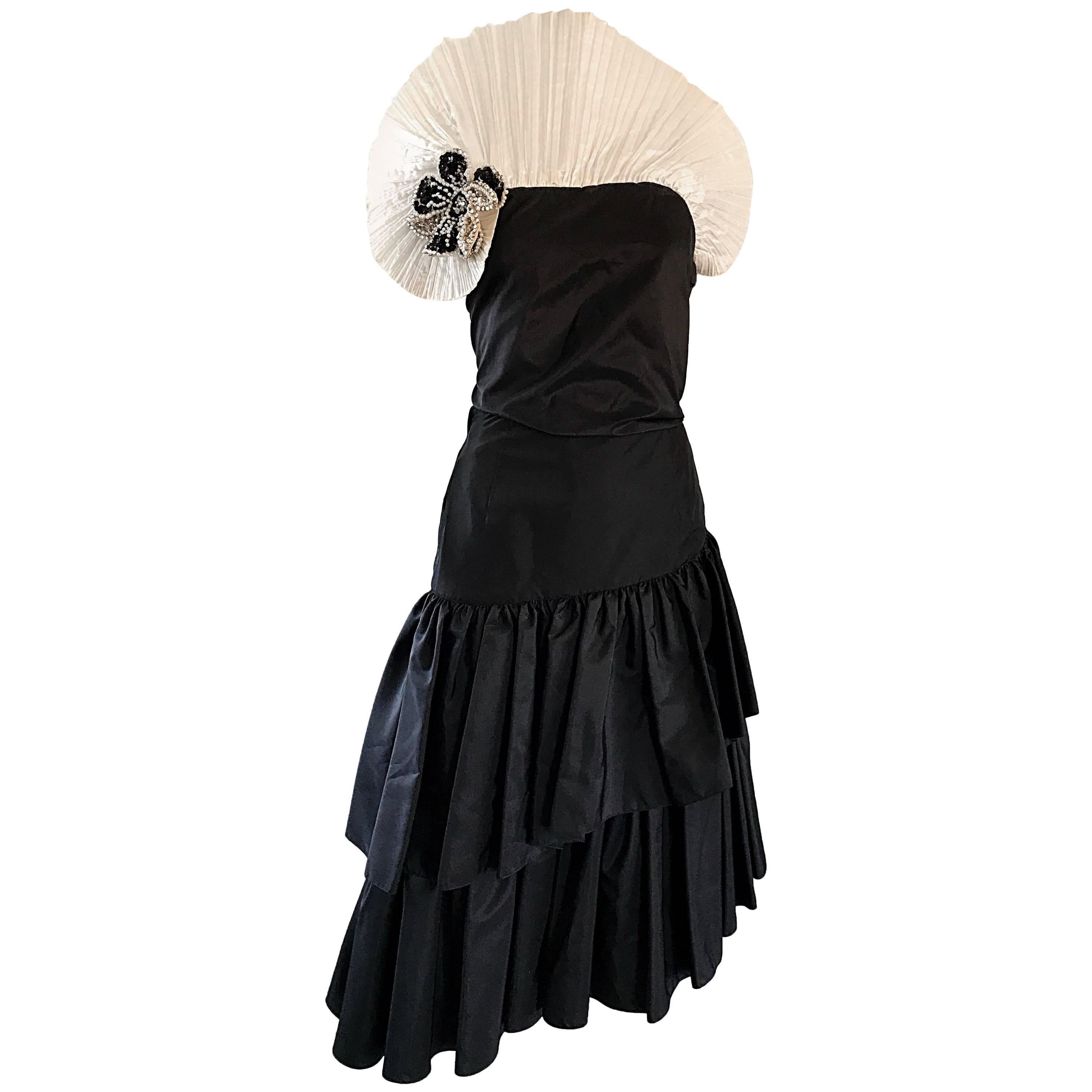 1980s Nicoletta Italian Black and White Silk Taffeta Avant Garde Top & Skirt Set For Sale