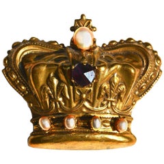 Large 1940s Brass Crown Brooch