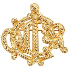 Vintage CHRISTIAN DIOR Brooch in Gilt Metal 4