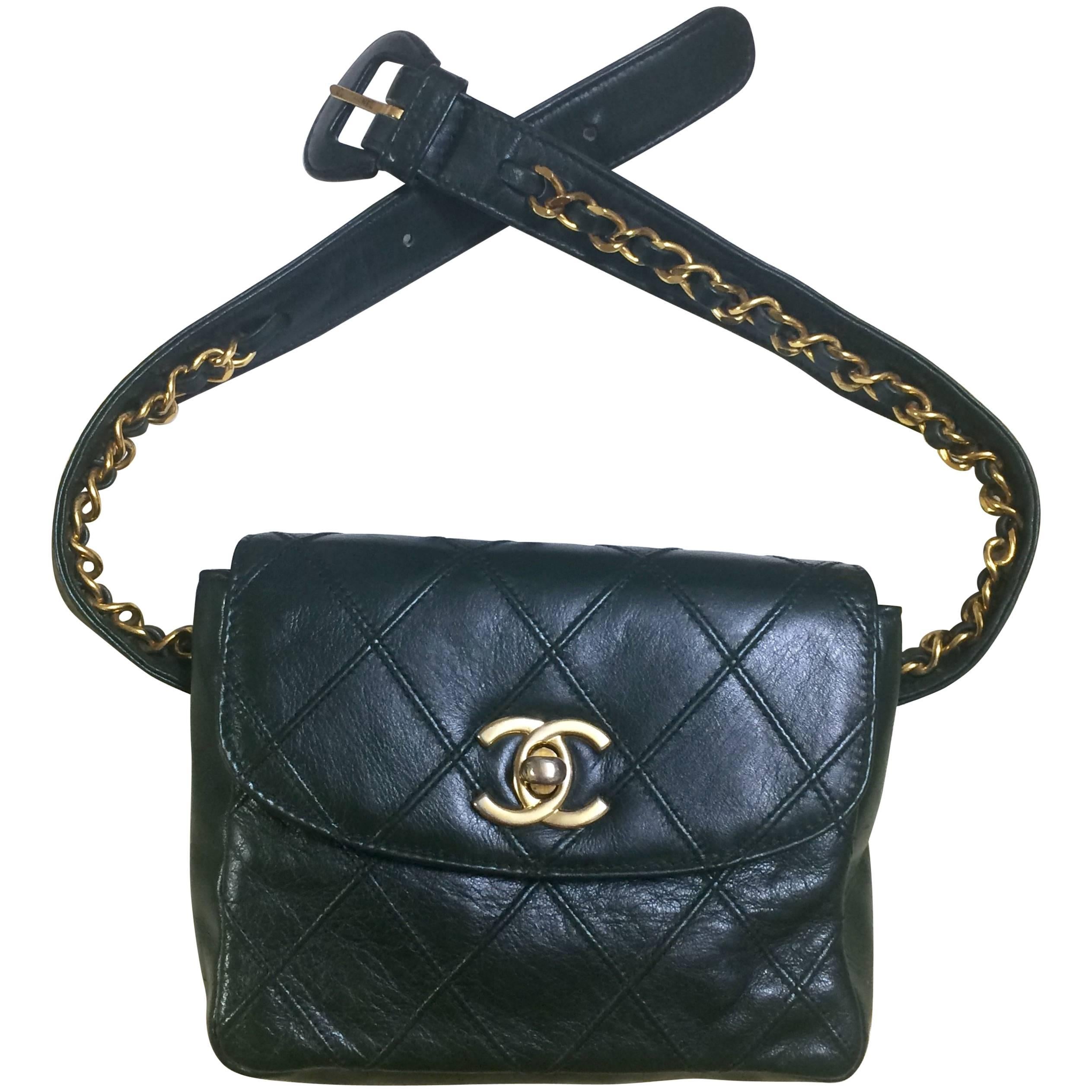 EXTREMELY RARE GREEN QUILTED LEATHER CHANEL CC LOGO BELT WAIST BAG PURSE