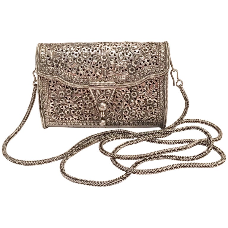 Buy quality Mesmerizing real silver heirloom purse bag in fine carvings
