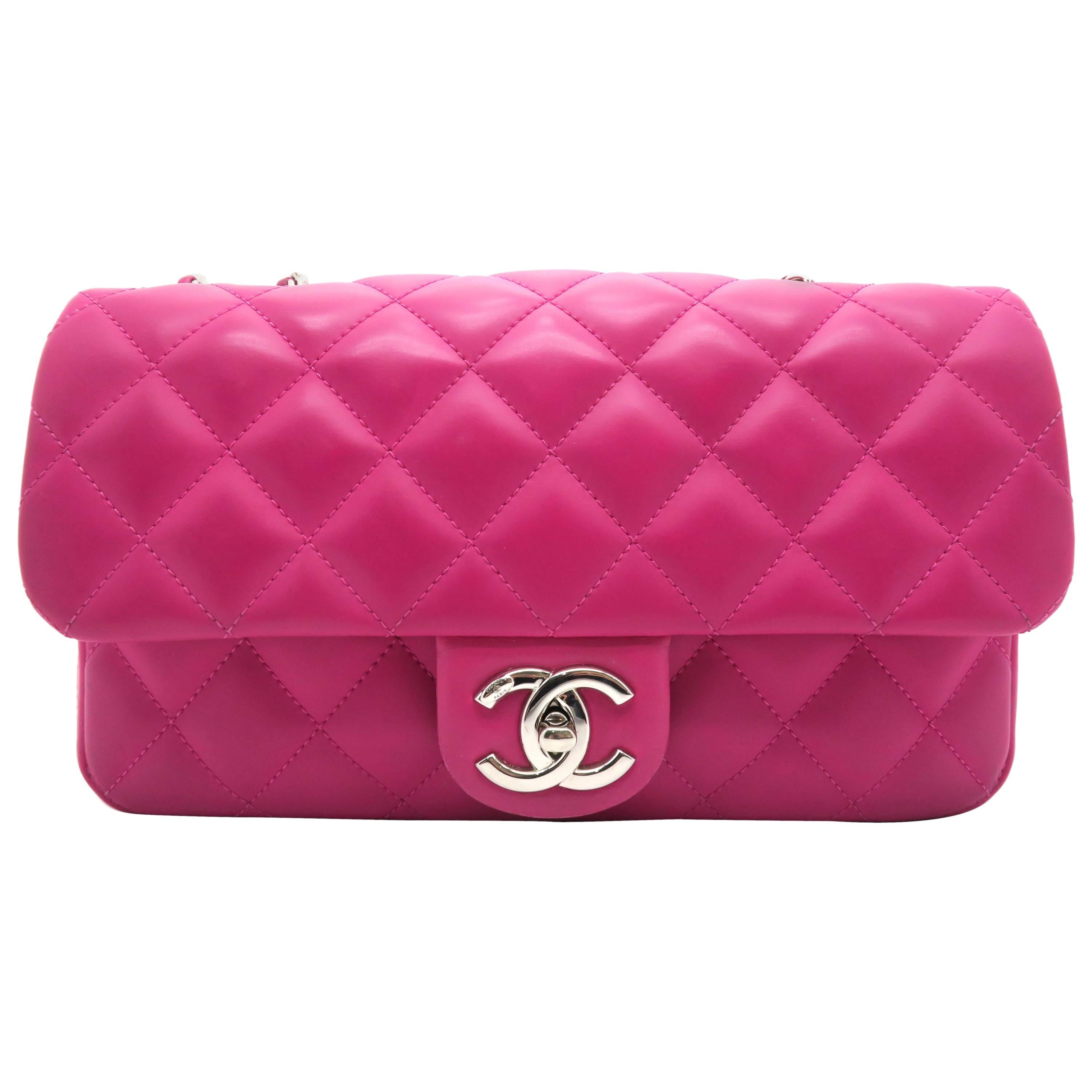 Chanel Deep Pink Quilted Coated Leather Gold Metal Chain Shoulder Flap Bag For Sale
