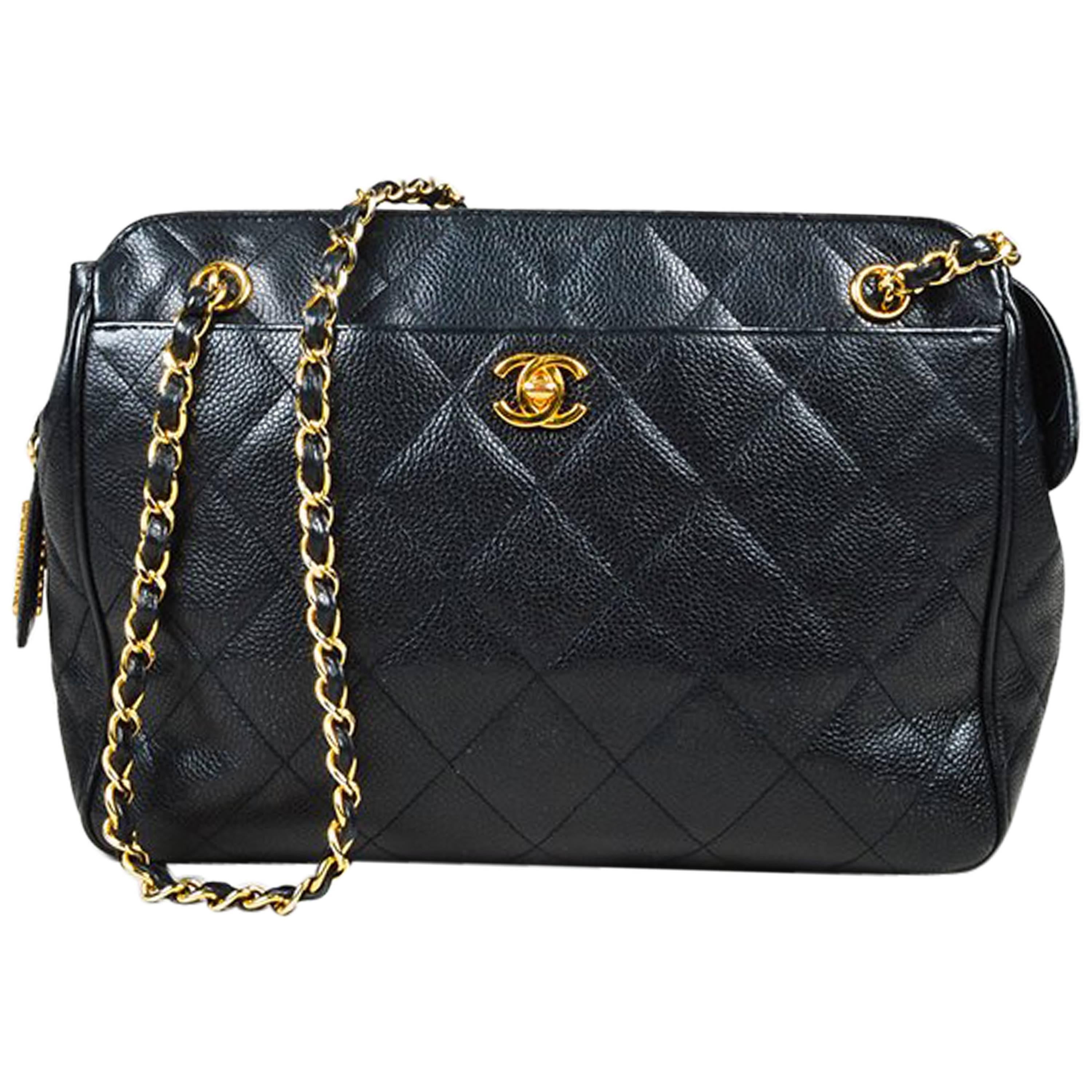 Vintage Chanel Black Caviar Leather Quilted 'CC' Turnlock Accent Bag For Sale