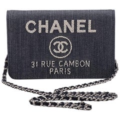 Neu in Box Chanel Denim Leder Cross Body Tasche