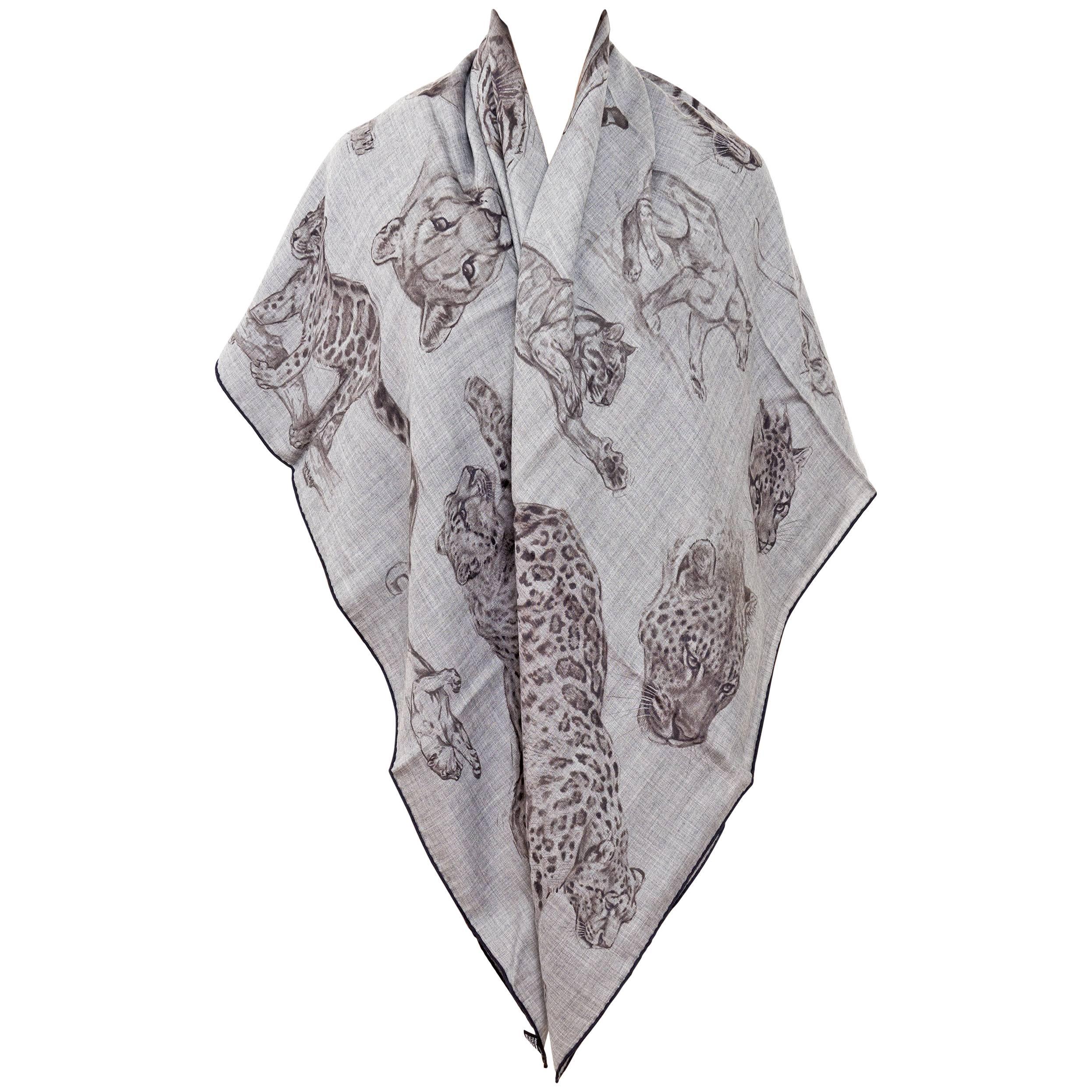 Hermes Grey Dans l'Atelier de Robert Dallet Cashmere Silk Shawl GM Scarf 140cm