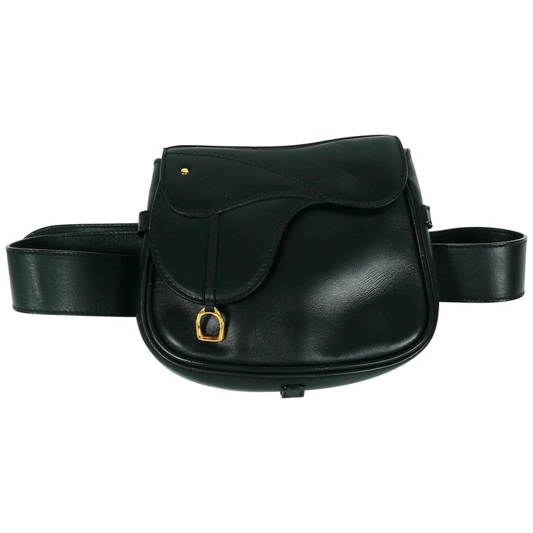 Gucci Vintage Convertible Black Leather Saddle Bag Belt at 1stDibs | gucci  saddle bag, gucci black saddle bag, gucci saddle bag vintage
